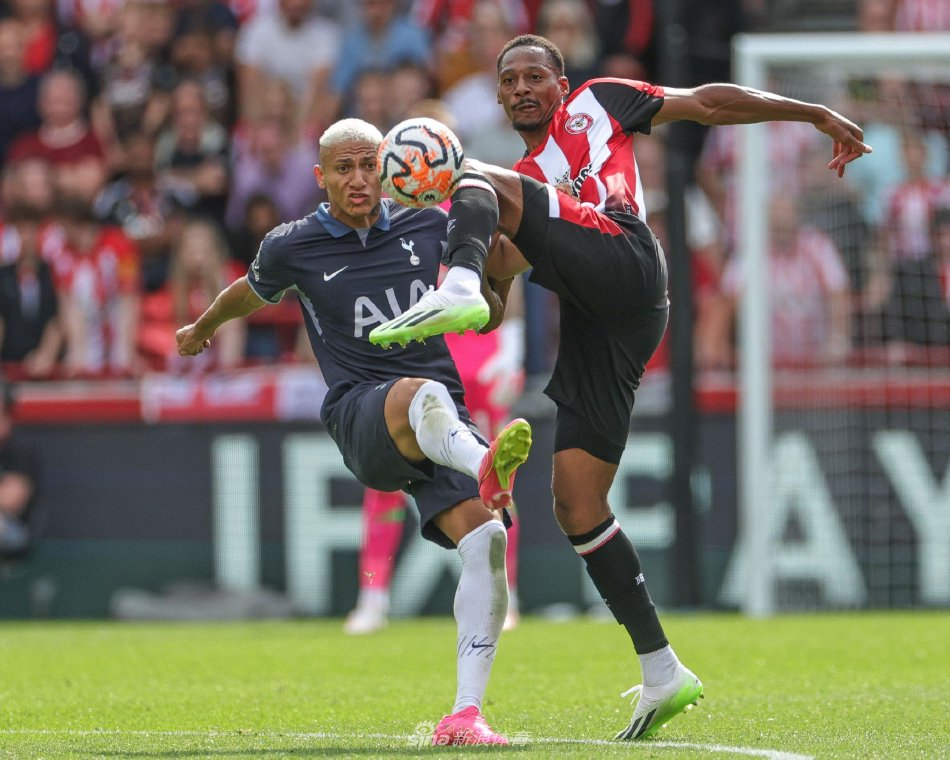 策划了一系 策划了一系