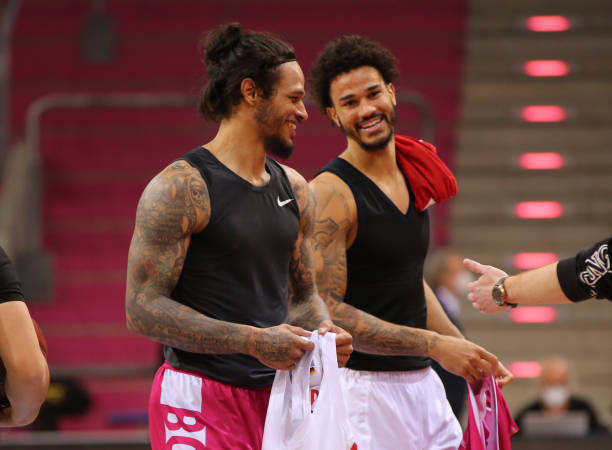 在面对百冠 在面对百冠